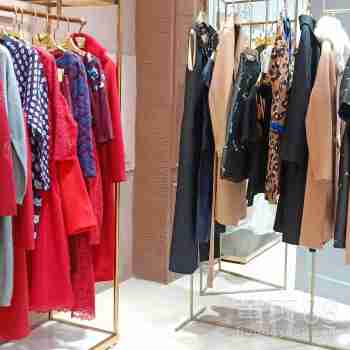 【國(guó)內(nèi)一線品牌臣楓折扣精品女裝商場(chǎng)剪標(biāo)貨源】-